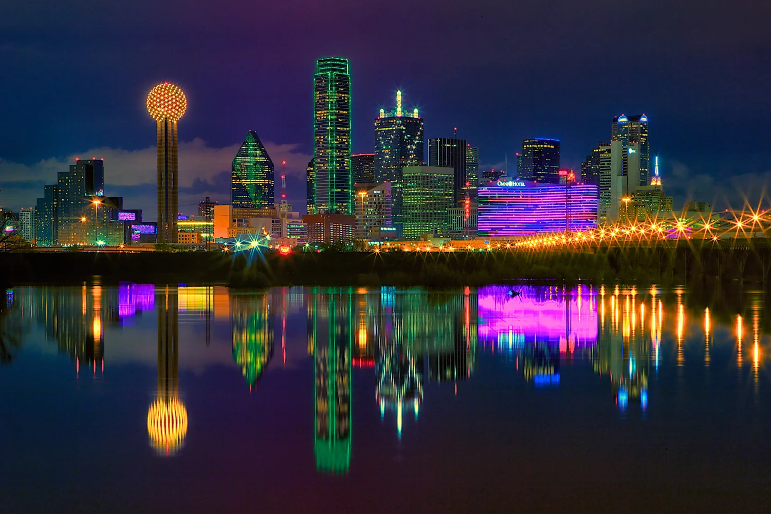 Dallas skyline at night